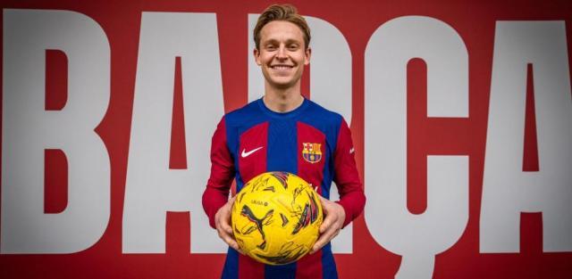 星空体育-甩卖德容、阿劳霍自救，巴萨有这个计划吗？