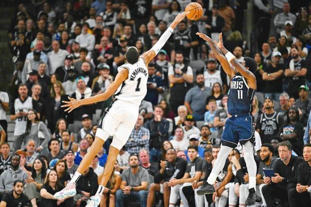 星空体育-火锅王文班再献逆天数据 单月封盖数已超10支球队