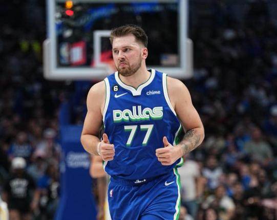 星空体育-东契奇40+三双刷爆纪录 独行侠仍有顽疾亟待解决