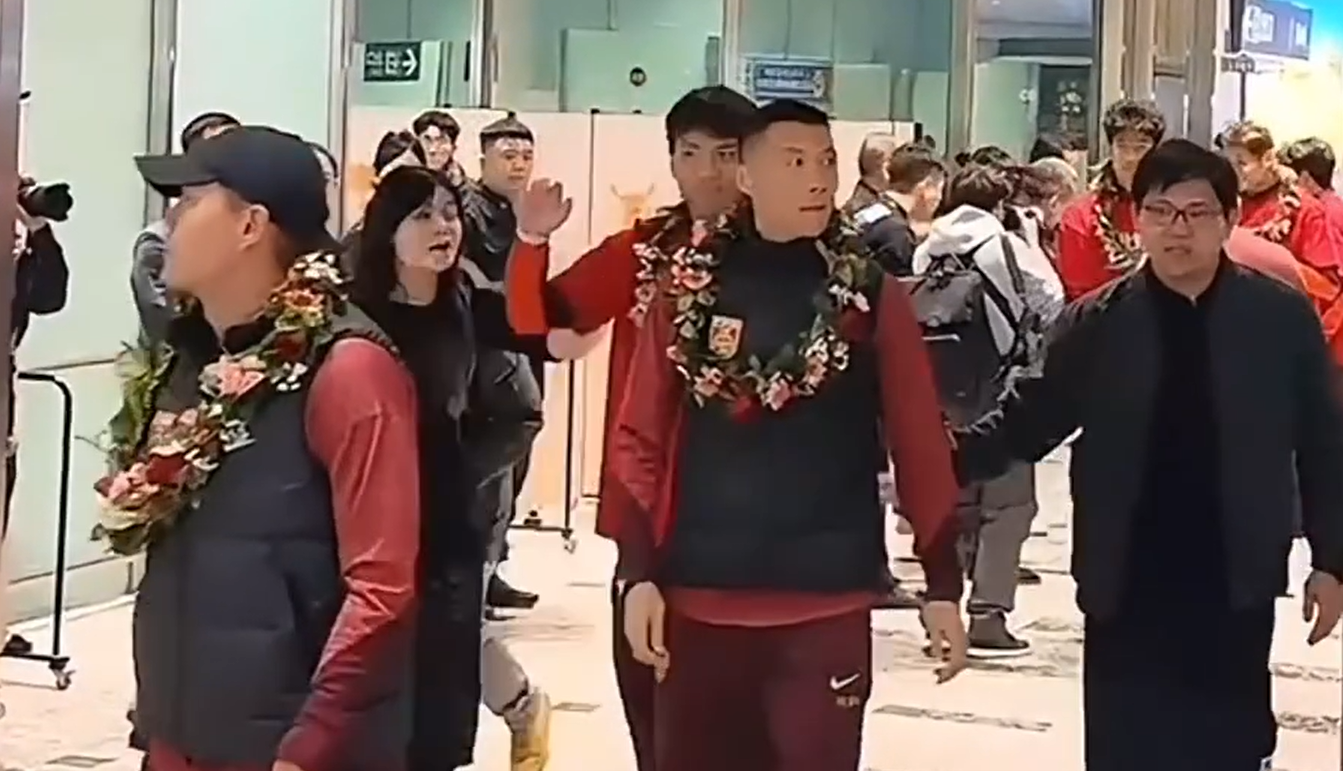 星空体育官网-回国仅1天！中国队功勋助练就离任，原因曝光，将联手郑智战中超